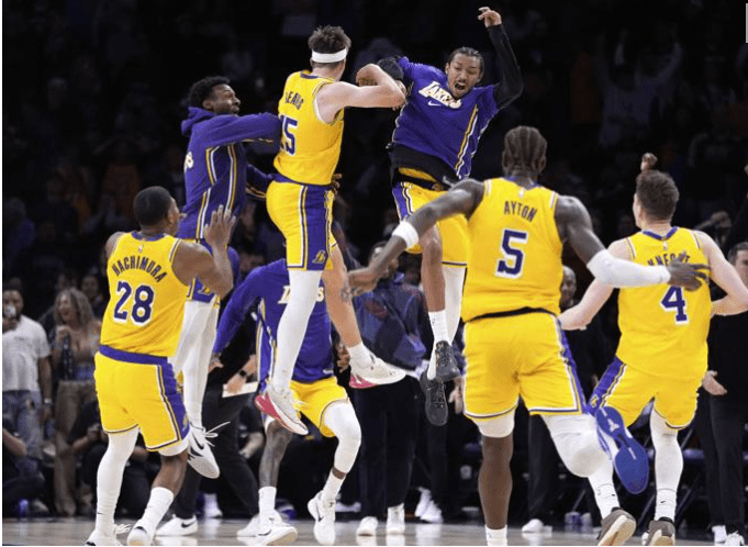 Lakers Edge Out Timberwolves in Thrilling Finish, Avoiding Late-Game&nbsp;Collapse